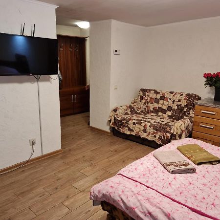 Студіо На Кoновальця Apartment Lviv Exterior photo